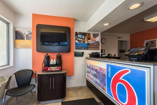 Motel 6-Reno NV - Virginia Plumb - image 12