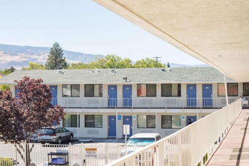 Motel 6-Reno NV - Virginia Plumb - image 7