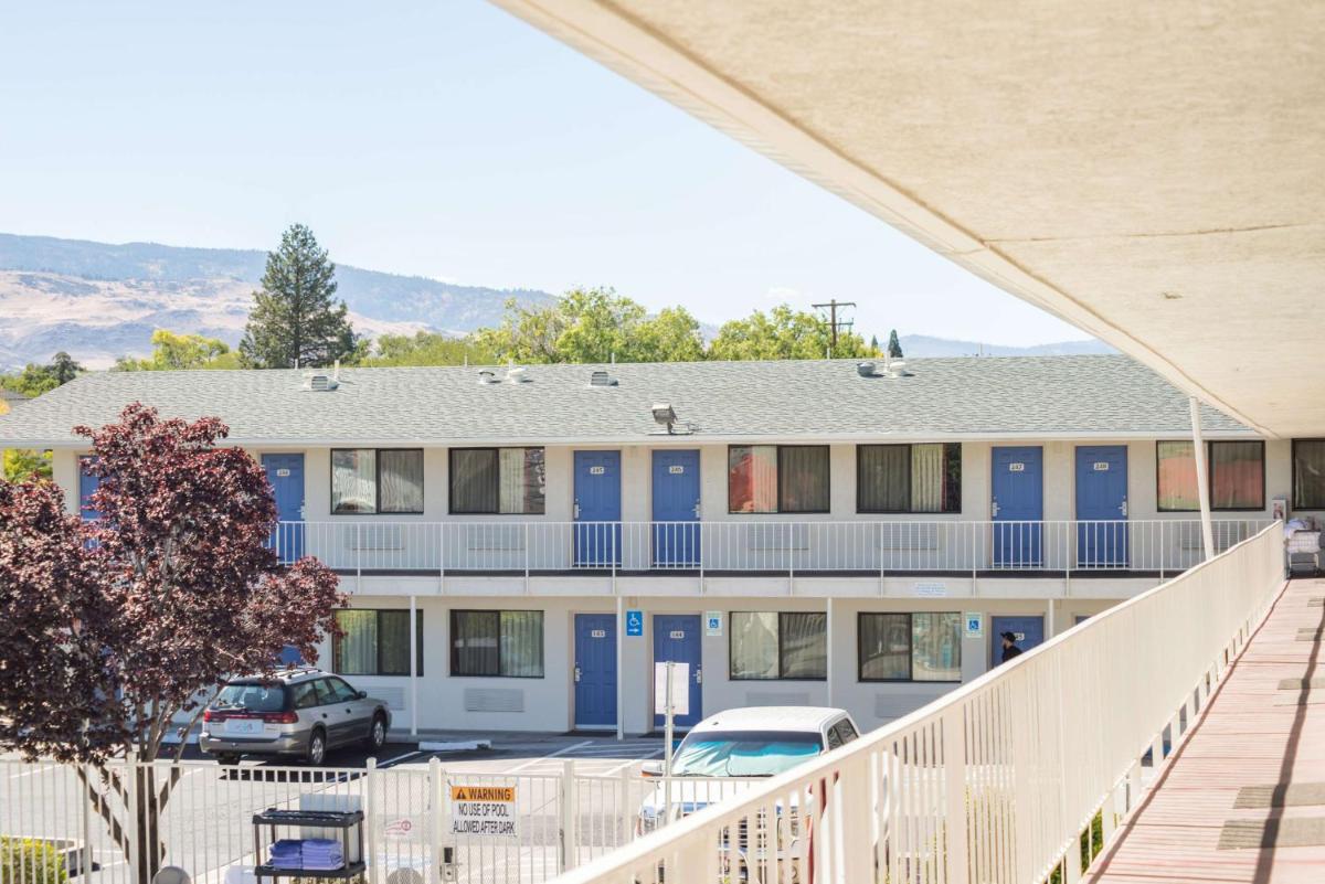 Motel 6-Reno NV - Virginia Plumb - image 7