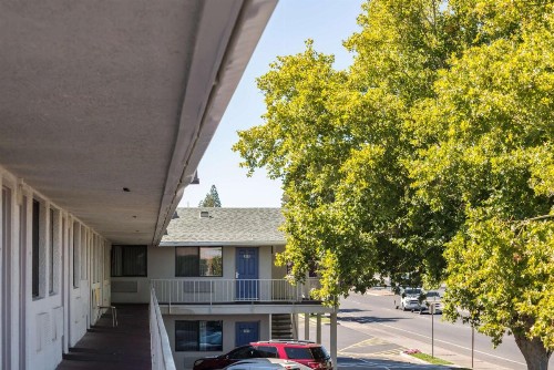 Motel 6-Reno NV - Virginia Plumb - image 8