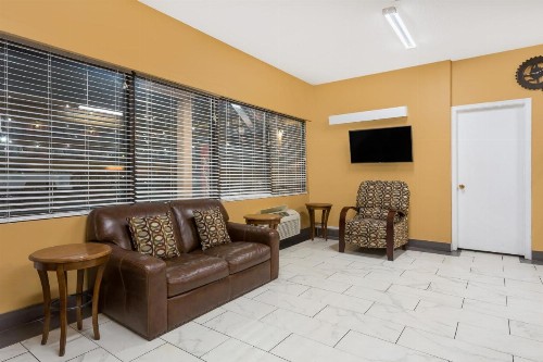 Travelodge by Wyndham Reno - image 11