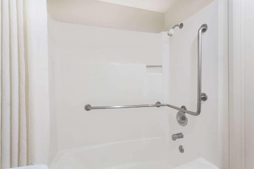 Travelodge by Wyndham Reno - image 37