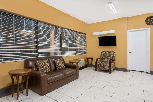 Travelodge by Wyndham Reno - image 38