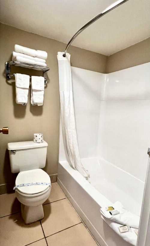 Travelodge by Wyndham Reno - image 46