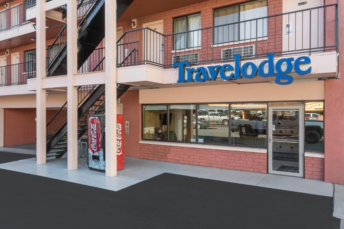 Travelodge by Wyndham Reno - image 7