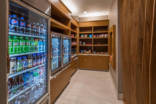 SpringHill Suites by Marriott Reno - image 11