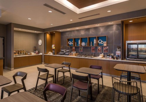 SpringHill Suites by Marriott Reno - image 15