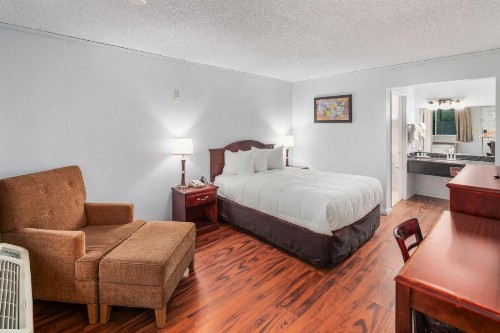 Econo Lodge Renton/ Bellevue - image 20