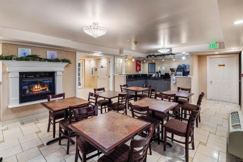 Econo Lodge Renton/ Bellevue - image 23