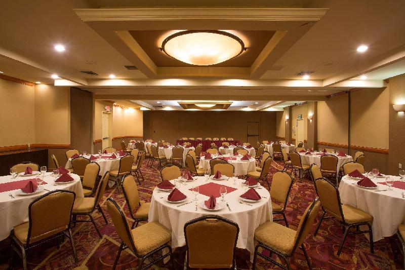 Red Lion Hotel & Conference Center - Seattle/Renton - image 4