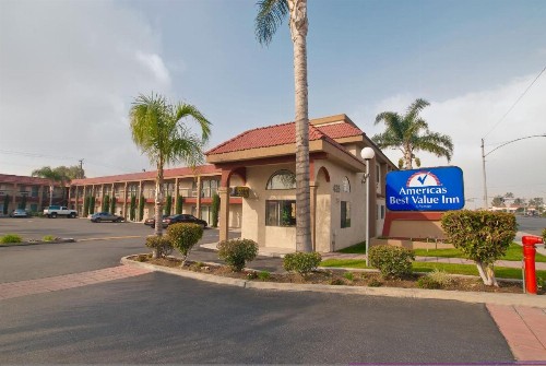Americas Best Value Inn-Rialto - image 5