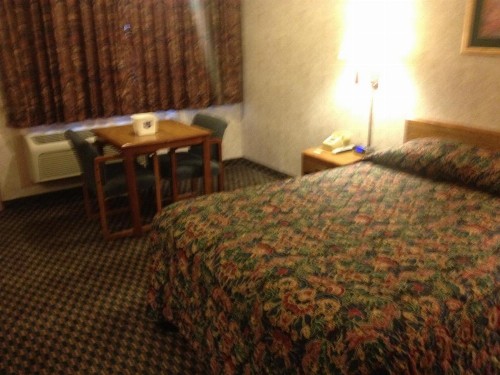 Richmond Inn and Suites - image 4