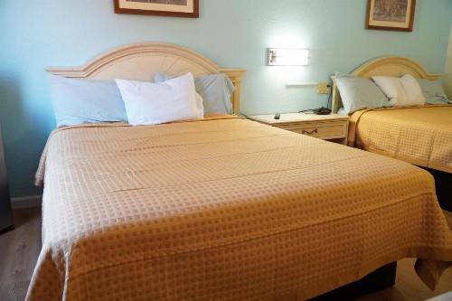 Quality Quarters Inn - image 13