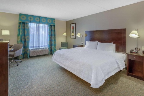 Hampton Inn Richmond - South - image 12