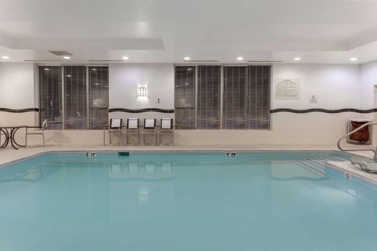 Hampton Inn Richmond - South - image 7