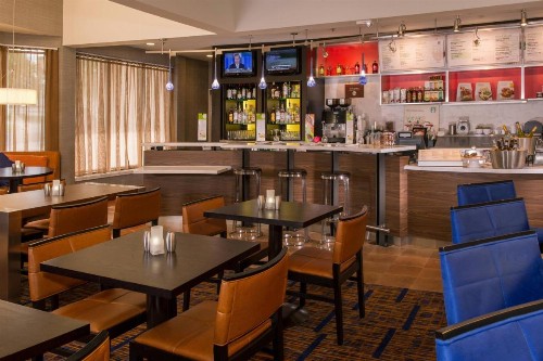 Courtyard by Marriott Richmond West - image 10