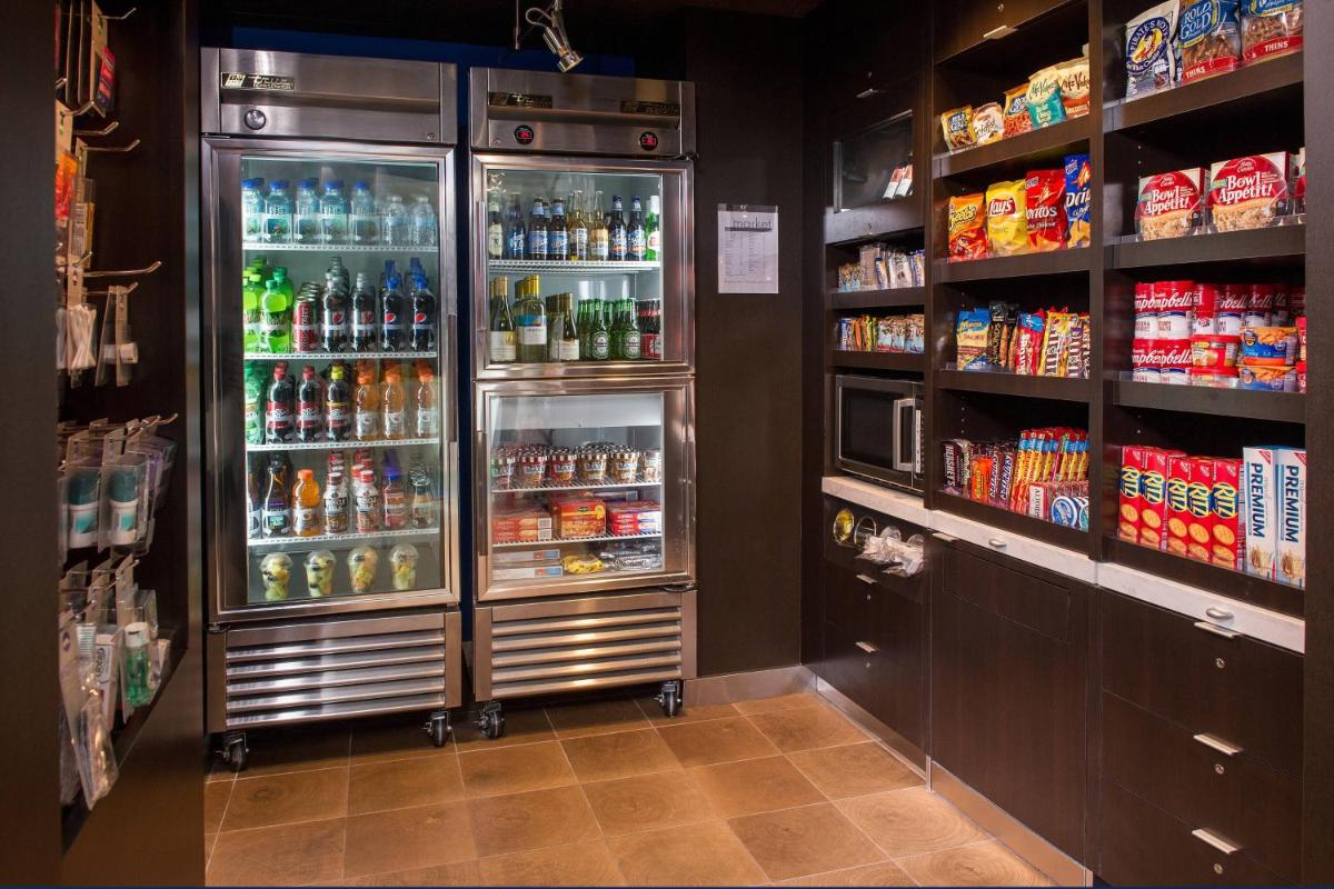 Courtyard by Marriott Richmond West - image 7