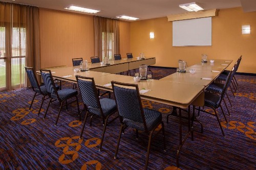 Courtyard by Marriott Richmond West - image 9