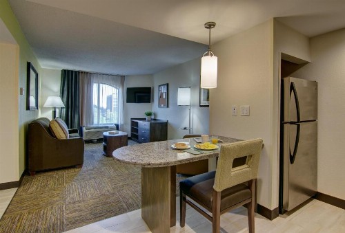 Candlewood Suites Richmond - West Broad an IHG Hotel - image 11