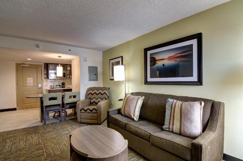 Candlewood Suites Richmond - West Broad an IHG Hotel - image 15
