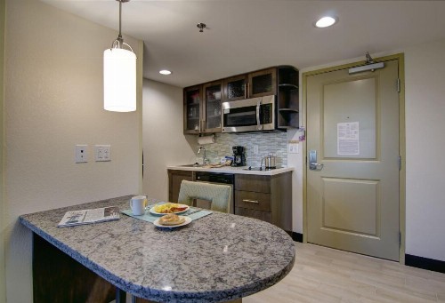 Candlewood Suites Richmond - West Broad an IHG Hotel - image 18