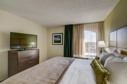 Candlewood Suites Richmond - West Broad an IHG Hotel - image 20