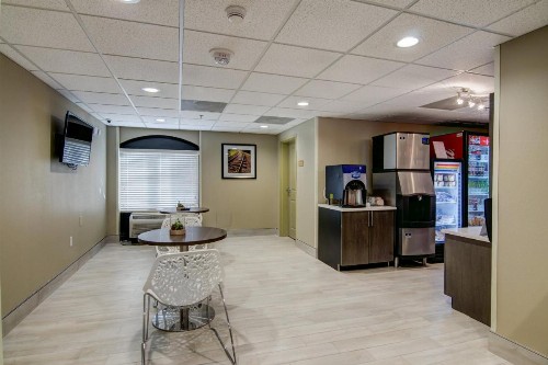 Candlewood Suites Richmond - West Broad an IHG Hotel - image 7