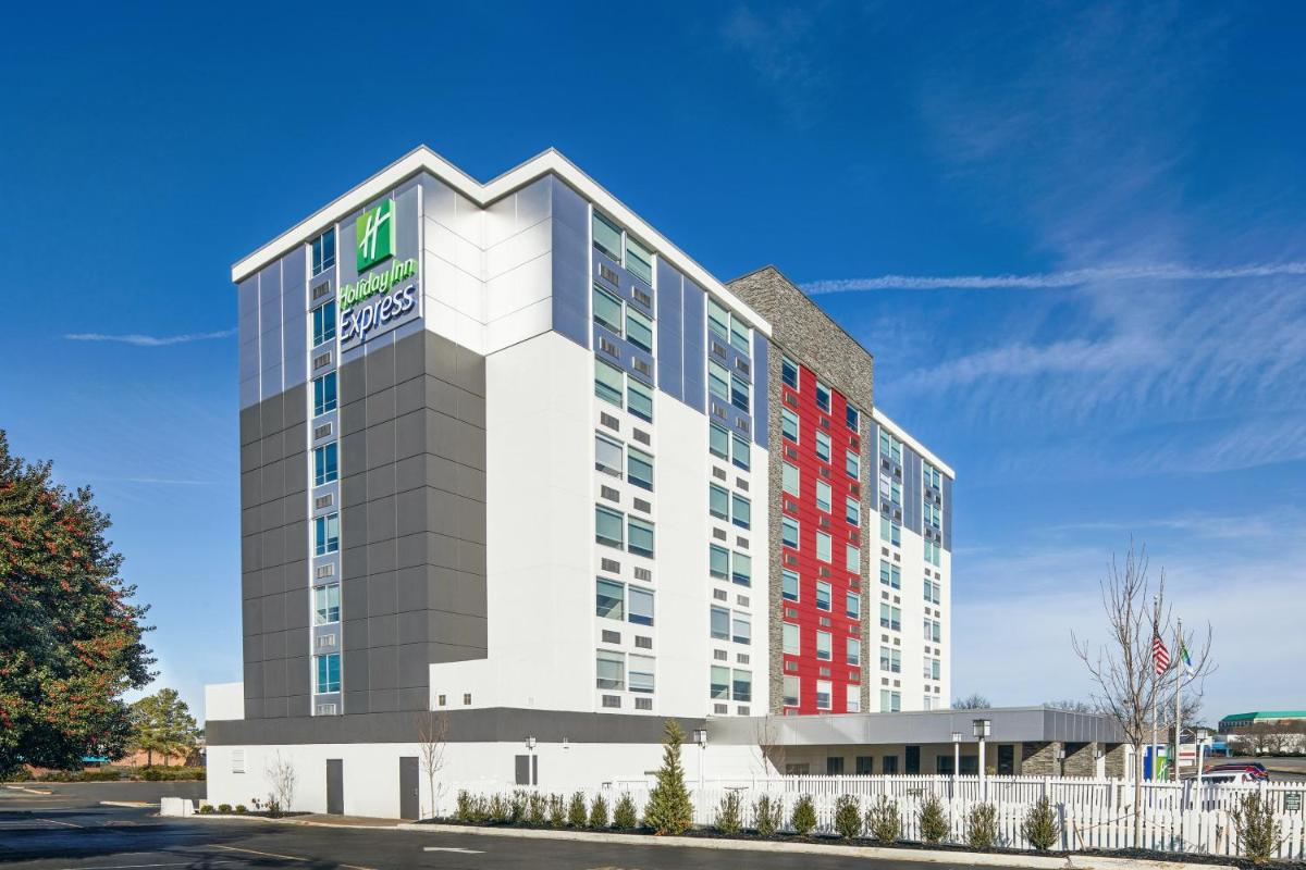 Holiday Inn Express Richmond - Midtown an IHG Hotel - main image