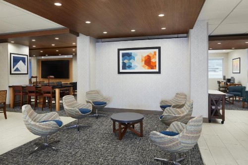 Holiday Inn Express Richmond - Midtown an IHG Hotel - image 23