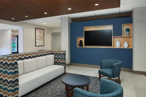 Holiday Inn Express Richmond - Midtown an IHG Hotel - image 26