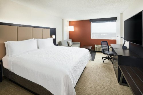 Holiday Inn Express Richmond - Midtown an IHG Hotel - image 29