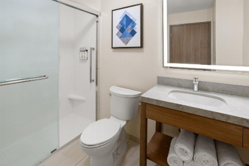 Candlewood Suites Richmond - South - image 14