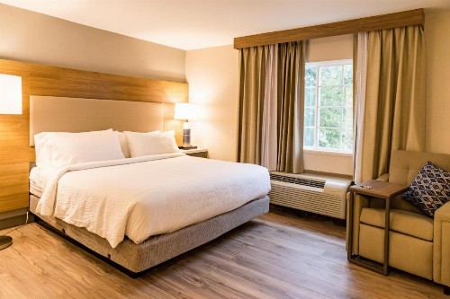 Candlewood Suites Richmond - South - image 5