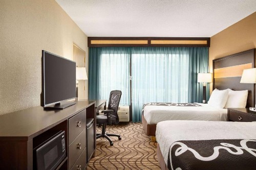 La Quinta Inn & Suites by Wyndham Richmond-Midlothian - image 19
