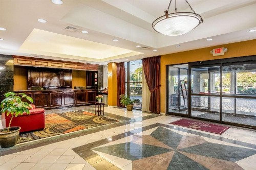 Quality Inn Central - image 24