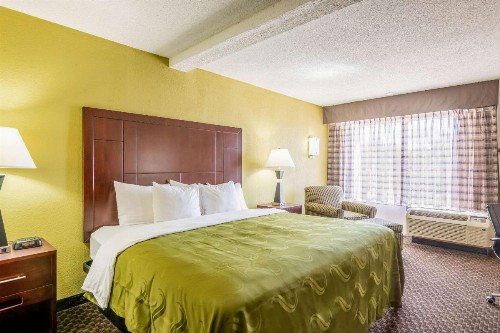 Quality Inn Central - image 36