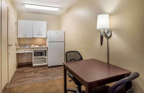 Extended Stay America Suites - Richmond - W Broad Street - Glenside - South - image 14