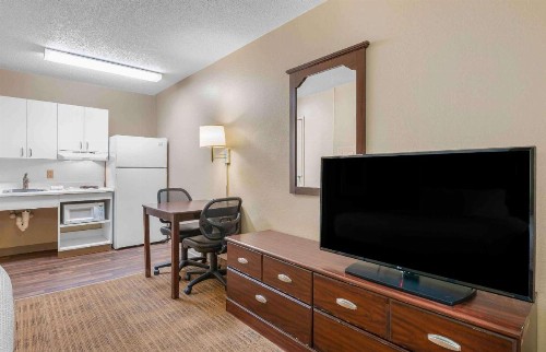 Extended Stay America Suites - Richmond - W Broad Street - Glenside - South - image 38