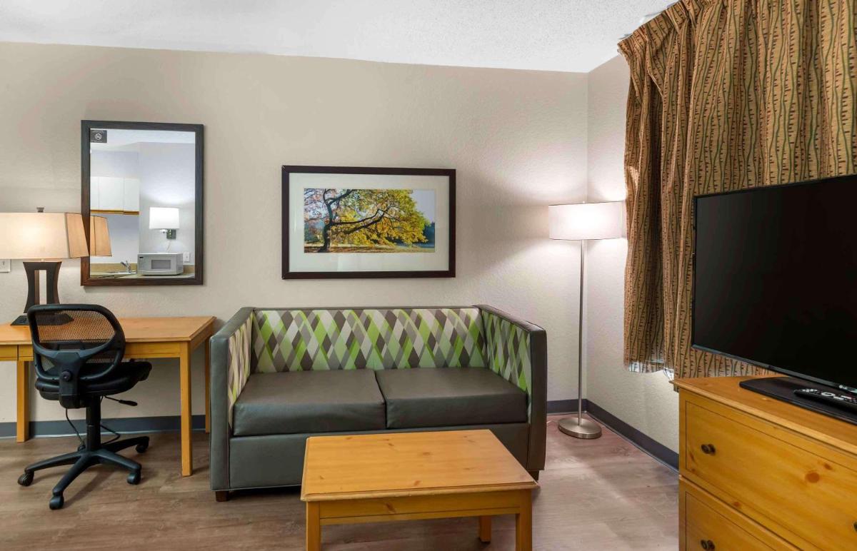Extended Stay America Suites - North Chesterfield - Arboretum - image 3