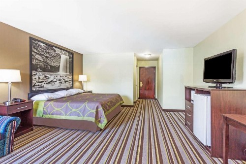 Super 8 by Wyndham Midlothian/Richmond Area - image 37