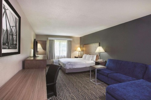 La Quinta Inn by Wyndham Richmond South - image 31