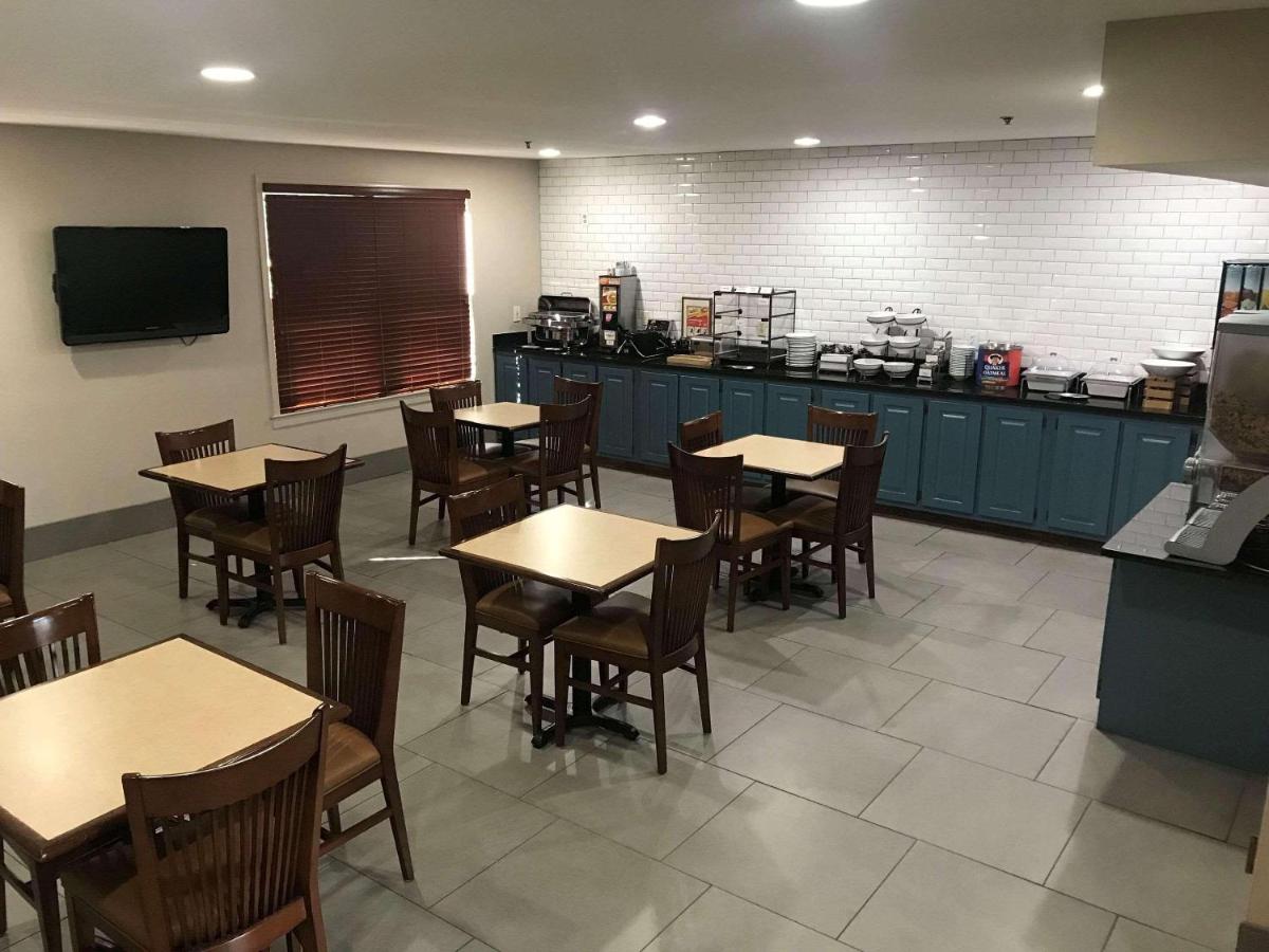 Country Inn & Suites by Radisson Richmond I-95 South VA - image 6