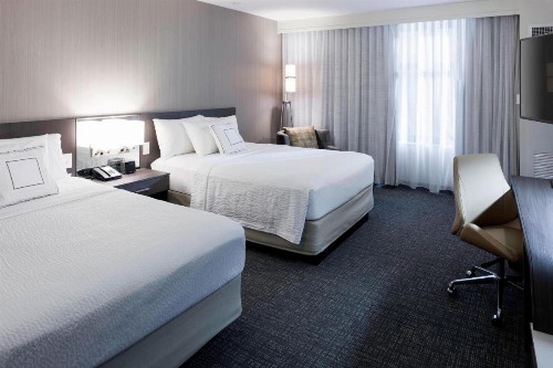 Courtyard by Marriott Richmond Downtown - image 4