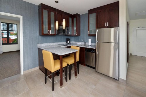 Residence Inn by Marriott Richmond Downtown - image 9