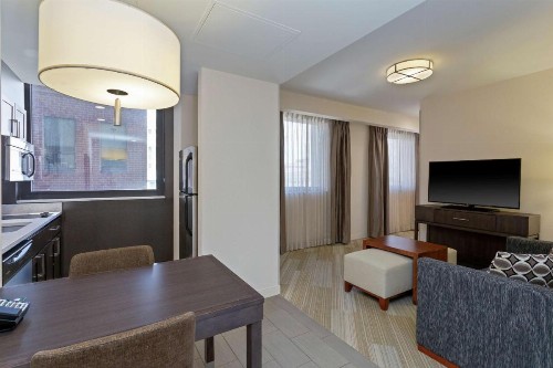 Homewood Suites by Hilton Richmond-Downtown - image 17