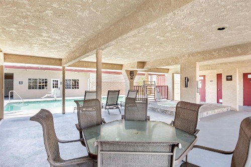 Best Western China Lake Inn - image 14