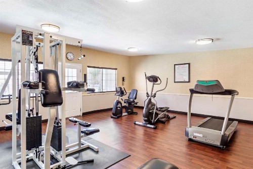 Best Western China Lake Inn - image 18