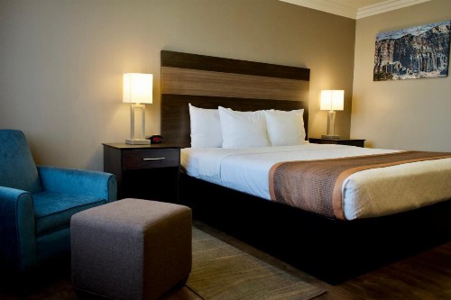 Best Western China Lake Inn - image 23