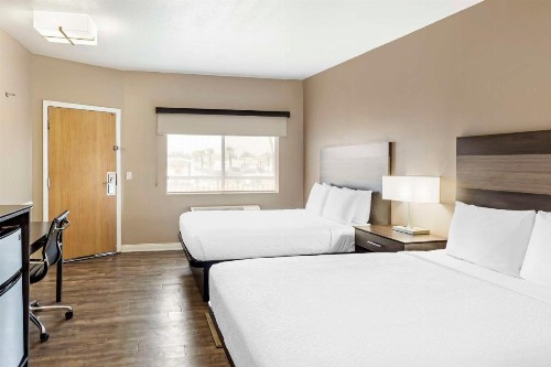 Best Western China Lake Inn - image 31