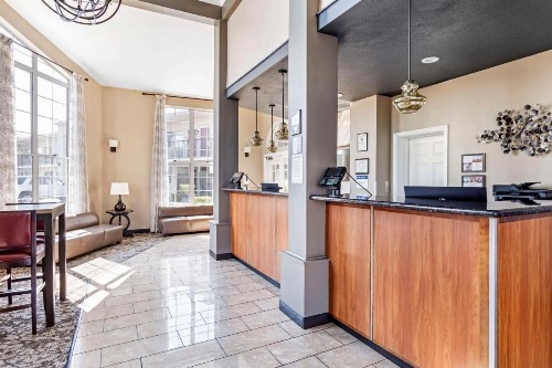 Best Western China Lake Inn - image 37